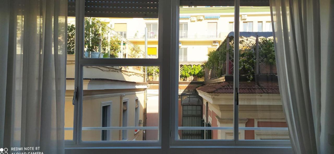 Bed and Breakfast Viatorretta4 Salerno Exterior foto