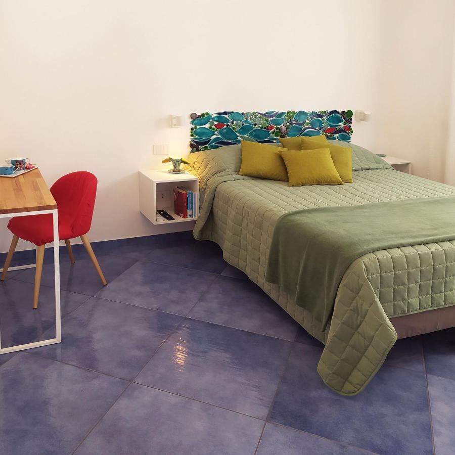 Bed and Breakfast Viatorretta4 Salerno Exterior foto